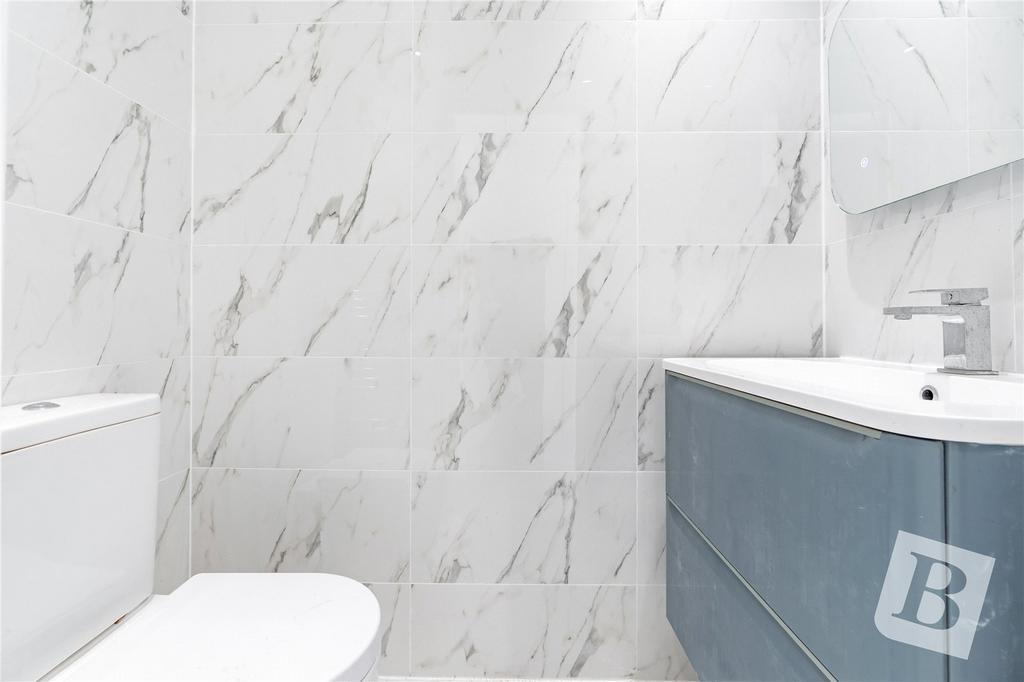 Cloakroom/WC