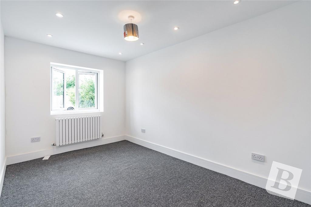 Sitting/Play Room