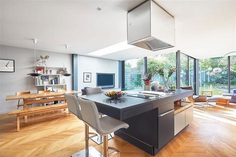5 bedroom house to rent, Hertford Avenue, London SW14