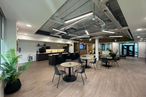 Office to rent, Oxford Rd Uxbridge UB9 4BF