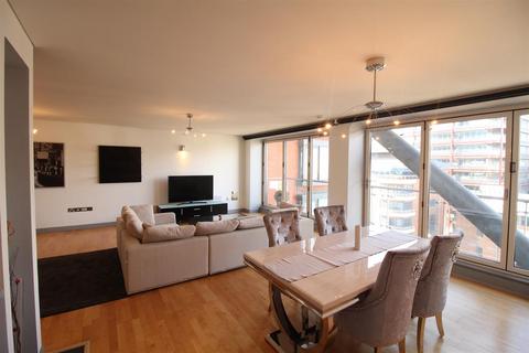 2 bedroom flat for sale, Leftbank, Spinningfields, Manchester
