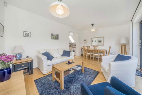 Ivy Road, London NW2