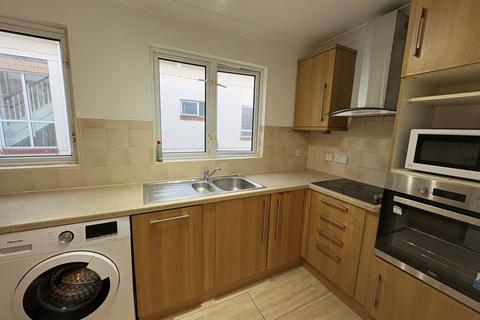 2 bedroom flat for sale, Norwich Court, 43 Norwich Road, Bournemouth, Dorset, BH2