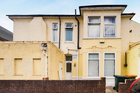 2 bedroom flat for sale, Lancaster Road, London, E7
