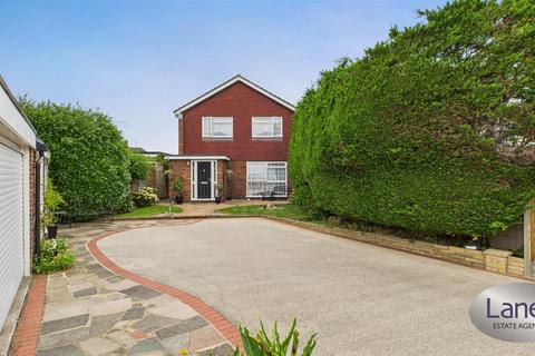 4 bedroom detached house for sale, Park Lane, Cheshunt