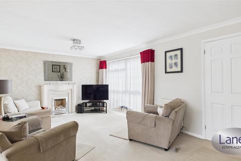 4 bedroom detached house for sale, Park Lane, Cheshunt