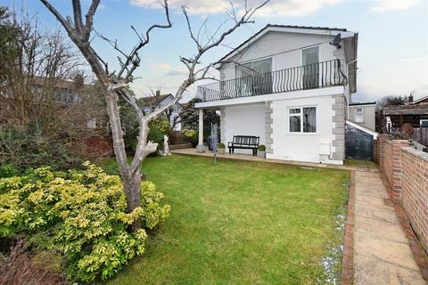 6 bedroom detached house for sale, Park Road, Canvey Island SS8