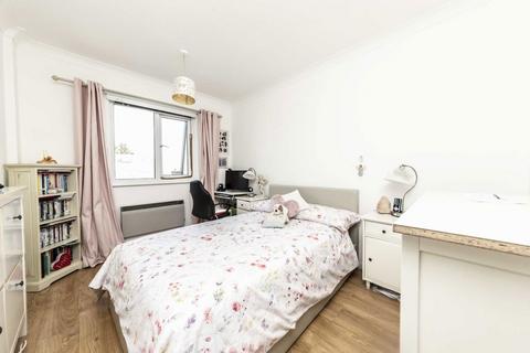 1 bedroom flat for sale, Wetherill Road, London N10