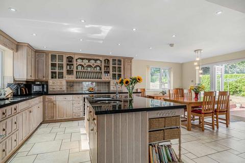 4 bedroom detached house for sale, Lydwell Road, Torquay TQ1