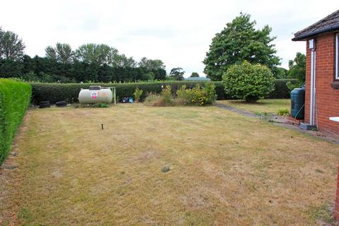 undefined, Childs Ercall