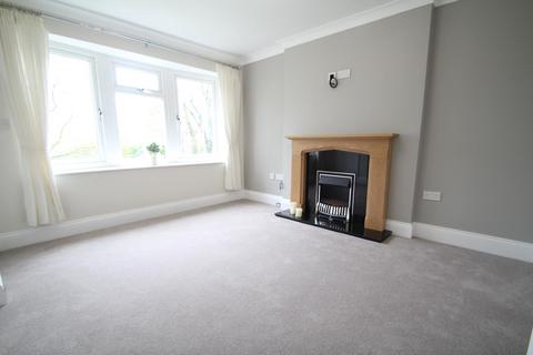2 bedroom terraced house to rent, Station Gardens, Wetherby, West Yorkshire, LS22