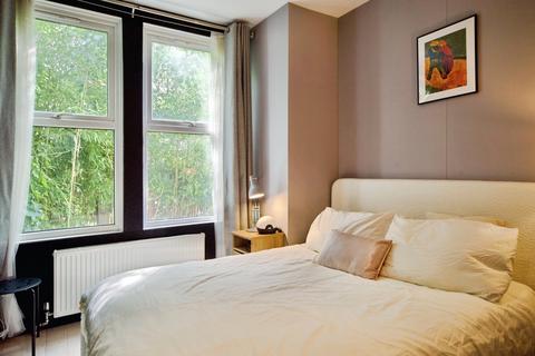8a Midland Terrace, London, NW10 6DR