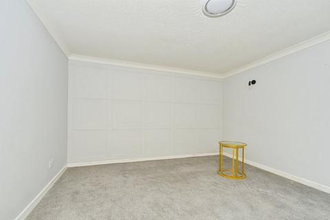 undefined, Castle Street, Calne SN11