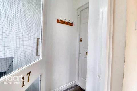 1 bedroom flat for sale, Messant Close, Harold Wood