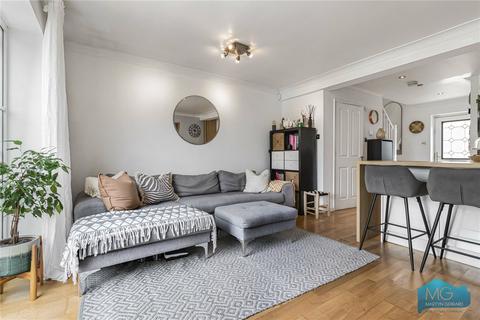 3 bedroom end of terrace house for sale, Primrose Close, London, N3