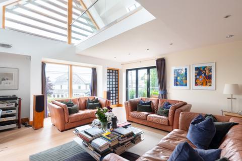 5 bedroom detached house for sale, Galtee Beag, PL27 6LB