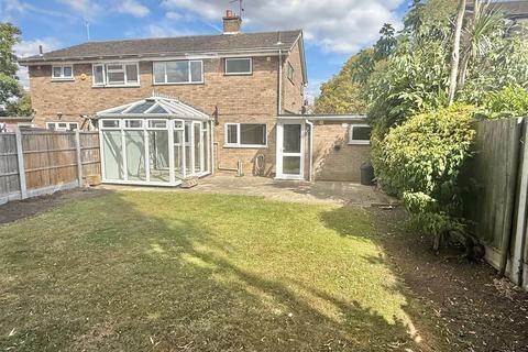3 Tomlyns Close, Hutton, Brentwood, CM13 1PU