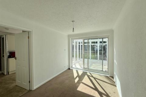 3 Tomlyns Close, Hutton, Brentwood, CM13 1PU