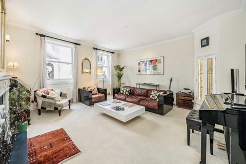 2 bedroom flat to rent, Lancashire Court, London W1S