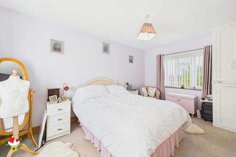 21 Cotteswold Road, Gloucester, GL4 6RG