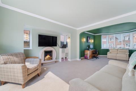 3 bedroom detached house for sale, Drayton Drive, Stockport, SK8