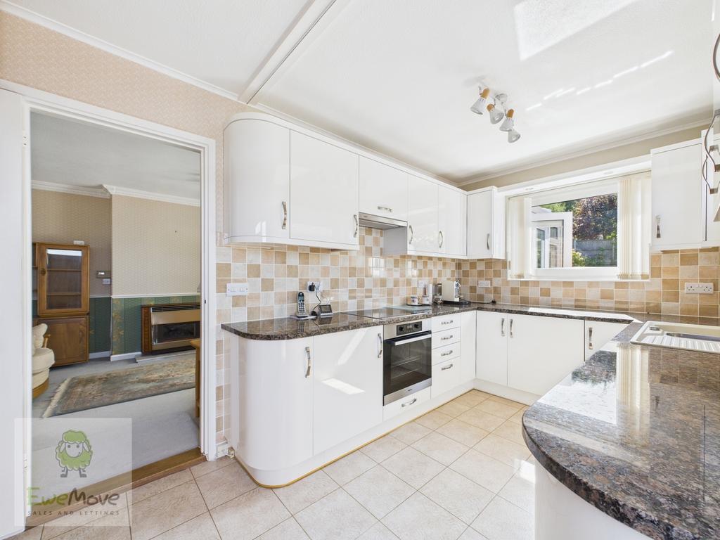 Kitchen breakfast room
