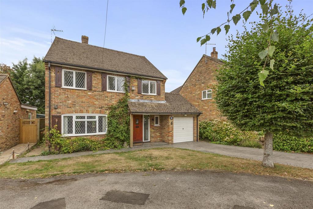4 Grange Road, HP15 7 QZ-14.jpg