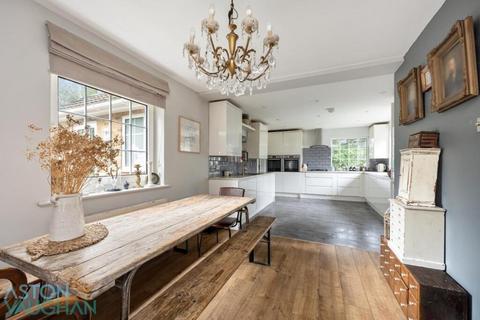 undefined, Withdean Rise, Brighton BN1