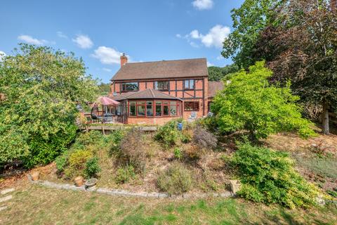 4 bedroom detached house for sale, Chesterton Close, Redditch, B97