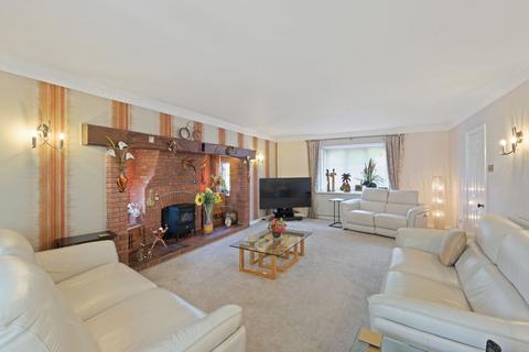 4 bedroom detached house for sale, Chesterton Close, Redditch, B97