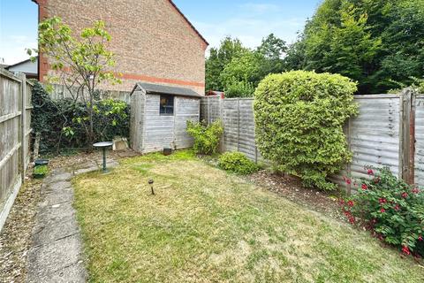 14 Calleva Close, Basingstoke, RG22 4TD