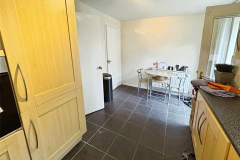 14 Calleva Close, Basingstoke, RG22 4TD