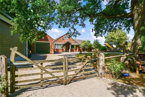 4 bedroom bungalow for sale, Brickhouse Hill, Hook RG27