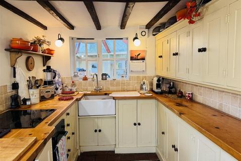 3 bedroom detached house for sale, Stanford Bridge, Worcester
