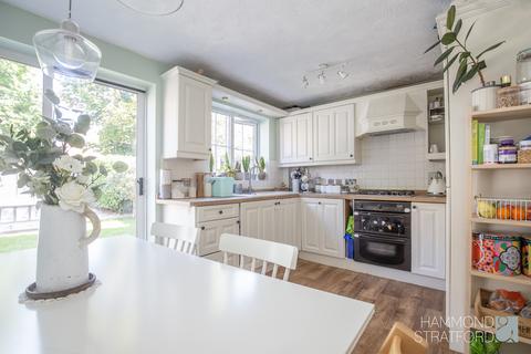 3 bedroom end of terrace house for sale, Copenhagen Way, Norwich