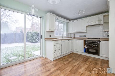 3 bedroom end of terrace house for sale, Copenhagen Way, Norwich