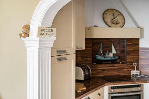 3 bedroom apartment for sale, Hesketh Crescent, Torquay TQ1