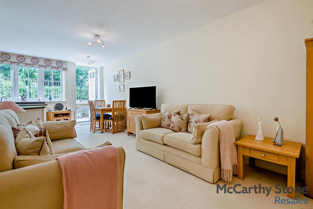 8653712-interior14-800.jpg