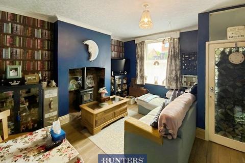 2 bedroom terraced house for sale, Oldham Road, Ashton-Under-Lyne