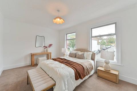 3 bedroom terraced house for sale, Grange Park Road, Thornton Heath, CR7