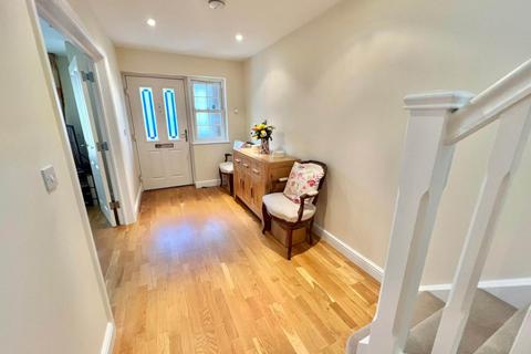 5 bedroom detached house for sale, Kensington Road, Brentwood CM15
