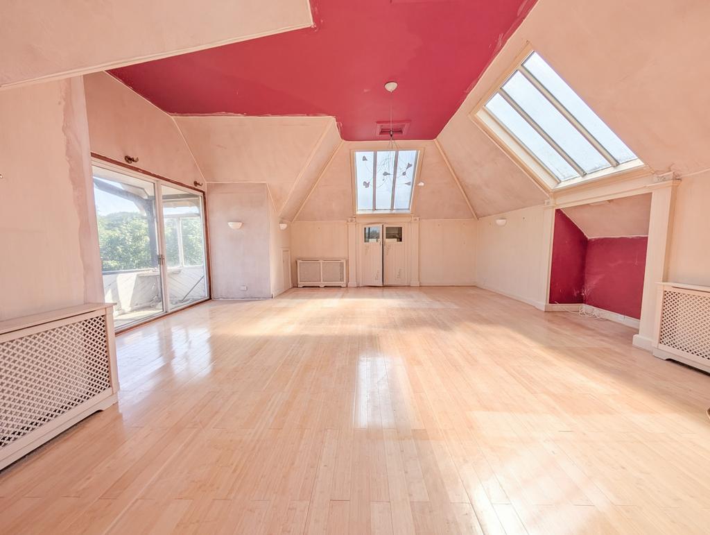 Sitting room upstairs