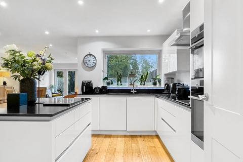 undefined, Leeway Avenue, Great Shelford, Cambridge
