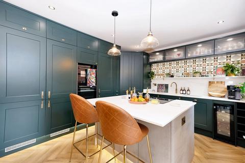 Belgrave Crescent, Eccles, M30