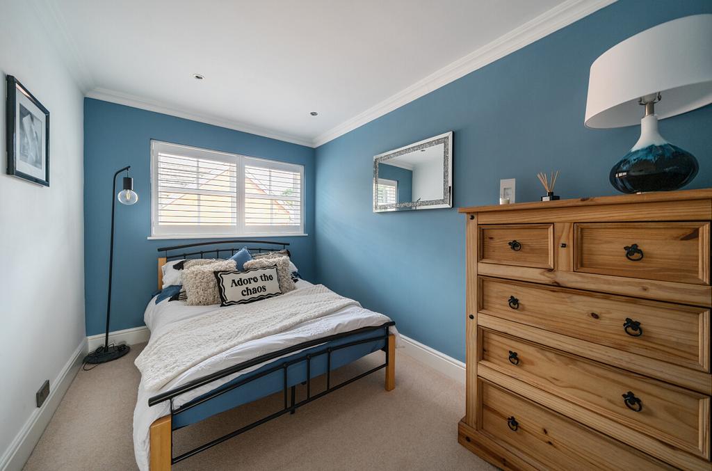 1326217 15 687525...