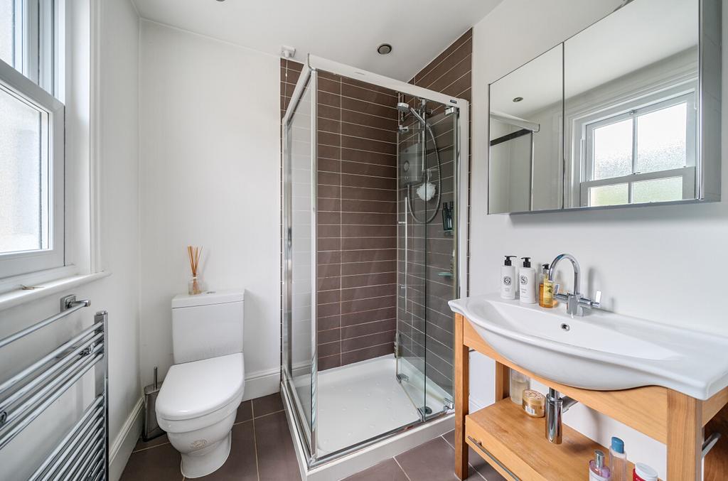 1326217 12 687525...