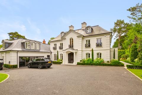 Abbots Drive, Virginia Water