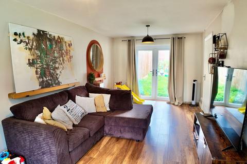 3 bedroom semi-detached house for sale, Gelli Lane, Pontllanfraith, NP12