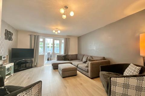 16 Arundel Drive, Cheadle, Stoke-on-trent, ST10 1YX