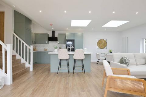 4 bedroom semi-detached house for sale, 107 Caroline Terrace, Corstorphine, Edinburgh, EH12 8QU